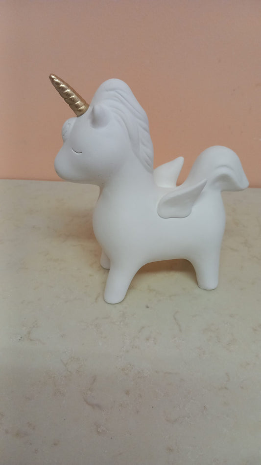 UNICORNIO DE PIE ALAS 20CM